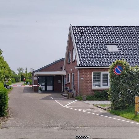 Het Dobbertje, Charmant Houten Huisje Sint Maartensvlotbrug Kültér fotó